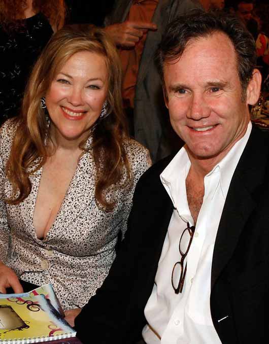 A picture of Bo Welch and his wife Catherine O'Hara together.